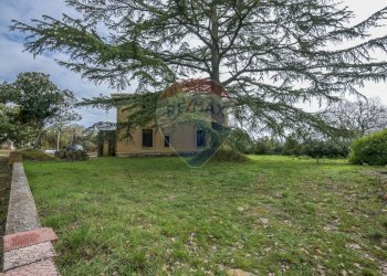 Giardino - Villa Contrada Leano
 
snc, Piazza Armerina - foto 8