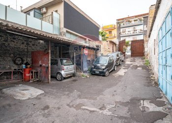Edificio all\'aperto - Locale Commerciale Via Fratelli Bandiera
10, Catania - foto 11