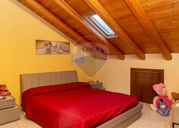 Camera / camera da letto - Attico Via Scacchiere
 
6, Zafferana Etnea - foto 14