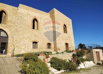 Casa all\'aperto - Castle piazza castello
 
1, Piazza Armerina - photo 12