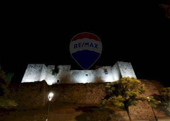 Casa all\'aperto - Castle piazza castello
 
1, Piazza Armerina - photo 14