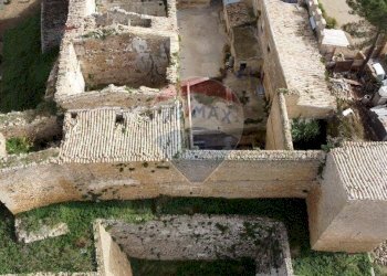 Posizione della mappa - Castle piazza castello
 
1, Piazza Armerina - photo 27