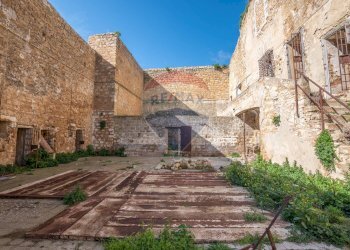 Casa all\'aperto - Castle piazza castello
 
1, Piazza Armerina - photo 49