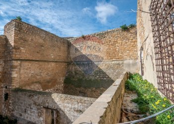 Vista delle montagne - Castle piazza castello
 
1, Piazza Armerina - photo 66