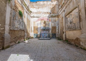 Non correlato - Castle piazza castello
 
1, Piazza Armerina - photo 82