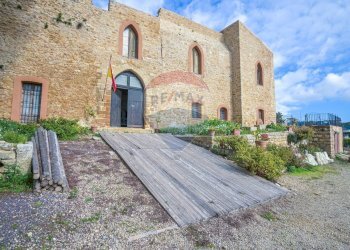 Casa all\'aperto - Castle piazza castello
 
1, Piazza Armerina - photo 95