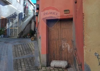 Edificio all\'aperto - Independent house Via Saraceni
 
68, Agira - photo 4