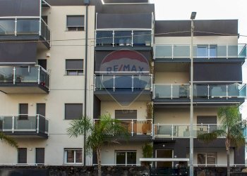 Edificio all\'aperto - Quadrilocale Catania - foto 3