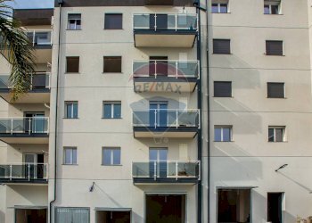 Edificio all\'aperto - Quadrilocale Catania - foto 1