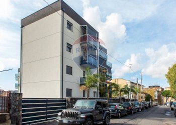 Edificio all\'aperto - Quadrilocale Catania - foto 6