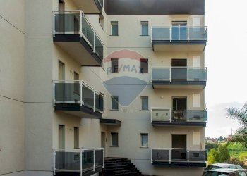 Edificio all\'aperto - Quadrilocale Catania - foto 8