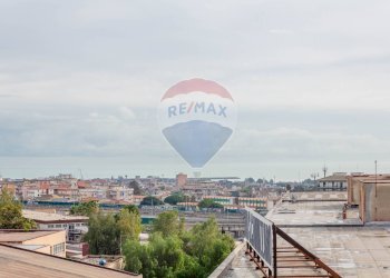 Edificio all\'aperto - Quadrilocale Catania - foto 59
