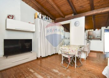 Sala da pranzo - Casa indipendente Via Anastasio
 
20, Catania - foto 6