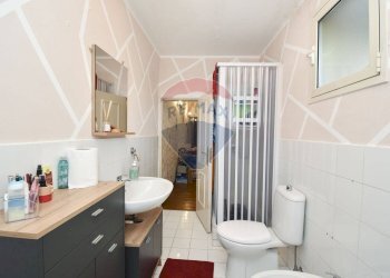 Bagno - Casa indipendente Via Anastasio
 
20, Catania - foto 23