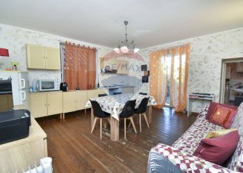 Sala da pranzo - Casa indipendente Via Anastasio
 
20, Catania - foto 28