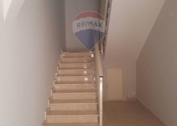 Scale - Appartamento VIA RAVEL
 
22, Gela - foto 5