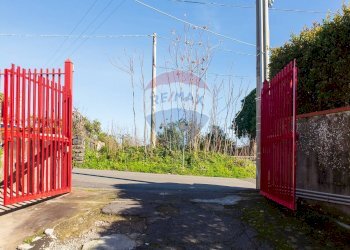 Non correlato - Box Via Nocilla
 
111, Aci Sant'Antonio - foto 4