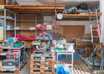 Dispensa di stoccaggio - Box Via Nocilla
 
111, Aci Sant'Antonio - foto 11