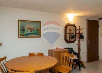 Sala da pranzo - Quadrilocale Via Cosentino Sava
 
16, Catania - foto 5