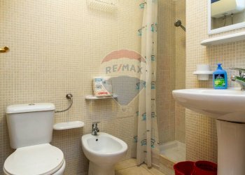 Bagno - Quadrilocale Via Cosentino Sava
 
16, Catania - foto 9