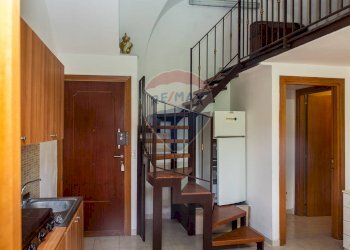 Scale - Quadrilocale Via Cosentino Sava
 
16, Catania - foto 10