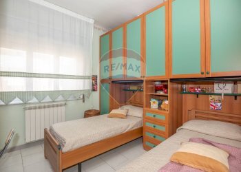 Camera / camera da letto - Trilocale viale autonomia
 
81, Caltagirone - foto 6