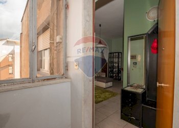 Hall / corridoio - Trilocale viale autonomia
 
81, Caltagirone - foto 20