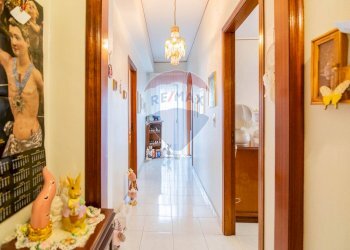 Hall / corridoio - One-room apartment Via Santa Maria del Sangue
 
34, Aci Catena - photo 3