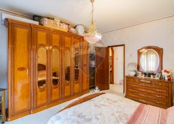 Camera / camera da letto - One-room apartment Via Santa Maria del Sangue
 
34, Aci Catena - photo 6