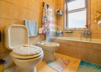 Bagno - One-room apartment Via Santa Maria del Sangue
 
34, Aci Catena - photo 10