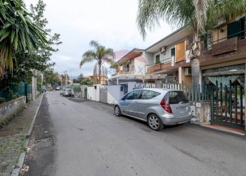 Edificio all\'aperto - Terraced Villa Via Alessandria
76, San Giovanni la Punta - photo 6