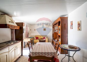 Sala da pranzo - Casa indipendente C.da Agnone Marina
 
snc, Augusta - foto 5