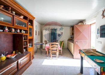 Sala da pranzo - Casa indipendente C.da Agnone Marina
 
snc, Augusta - foto 25