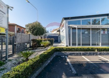 Casa all\'aperto - Attività Commerciale VIA FISICHELLI
 
9, San Giovanni la Punta - foto 3