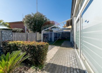 Terrazza - Attività Commerciale VIA FISICHELLI
 
9, San Giovanni la Punta - foto 5