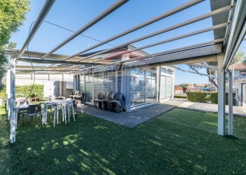 Terrazza - Attività Commerciale VIA FISICHELLI
 
9, San Giovanni la Punta - foto 7