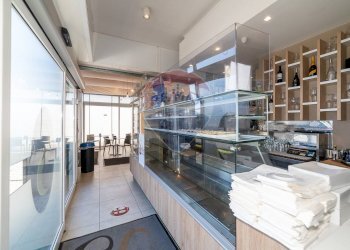 Balcone - Attività Commerciale VIA FISICHELLI
 
9, San Giovanni la Punta - foto 17