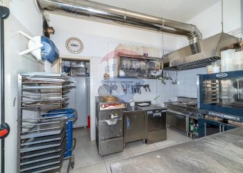 Cucina - Attività Commerciale VIA FISICHELLI
 
9, San Giovanni la Punta - foto 35