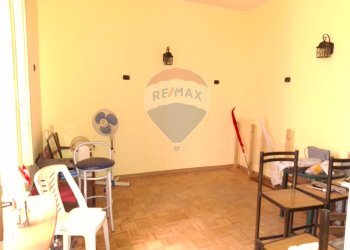 Sala da pranzo - Locale Commerciale Via Guglielmo Marconi
 
23, Carlentini - foto 9