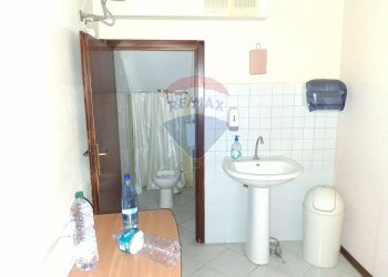 Bagno - Locale Commerciale Via Guglielmo Marconi
 
23, Carlentini - foto 14