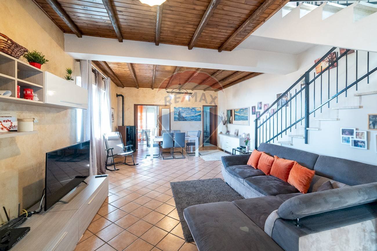 Sala da pranzo - Villa a Schiera VIA MASSERIA LOCO GRANDE
 
snc, Ragalna - foto 1