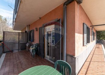 Balcone - Villa a Schiera VIA MASSERIA LOCO GRANDE
 
snc, Ragalna - foto 16