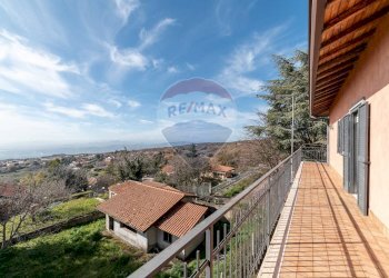 Balcone - Villa a Schiera VIA MASSERIA LOCO GRANDE
 
snc, Ragalna - foto 26