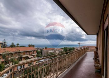 Balcone - Appartamento Via Carnazza
 
63, Tremestieri Etneo - foto 1
