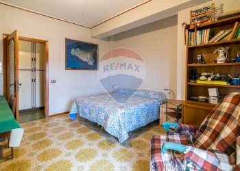 Camera / camera da letto - Appartamento Via Carnazza
 
63, Tremestieri Etneo - foto 35