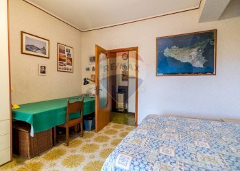 Camera / camera da letto - Appartamento Via Carnazza
 
63, Tremestieri Etneo - foto 36