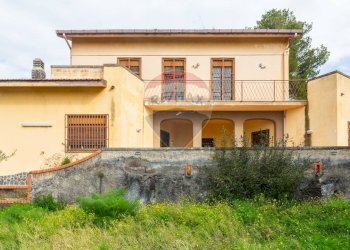 Casa all\'aperto - Villa Via Cavaliere Bosco
 
166, Santa Maria di Licodia - foto 1