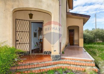 Casa all\'aperto - Villa Via Cavaliere Bosco
 
166, Santa Maria di Licodia - foto 10