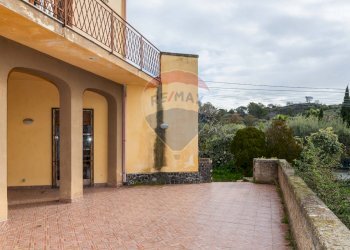 Terrazza - Villa Via Cavaliere Bosco
 
166, Santa Maria di Licodia - foto 3