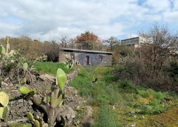 Giardino - Rustico SP56/I - C.da Spaventa
 
snc, Belpasso - foto 2